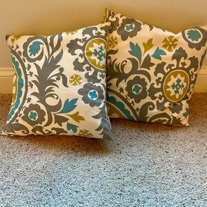 Pillow cover set approx 16x16”
